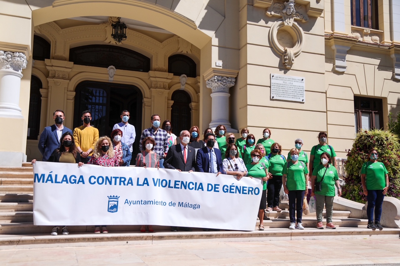 MINUTO DE SILENCIO EN MEMORIA DE LA ÚLTIMA VÍCTIMA DE VIOLENCIA DE GÉNERO