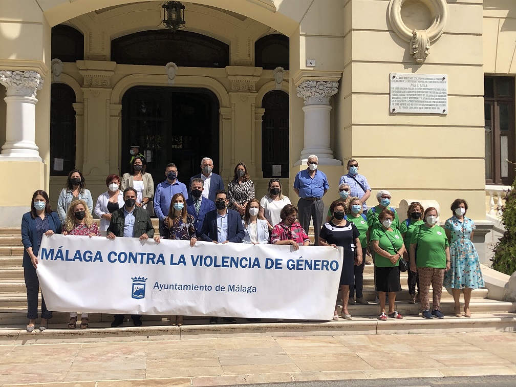 ACTO MUNICIPAL DE MINUTO DE SILENCIO POR MUJERES ASESINADAS VÍCTIMAS DE LA VILONECIA MACHISTA