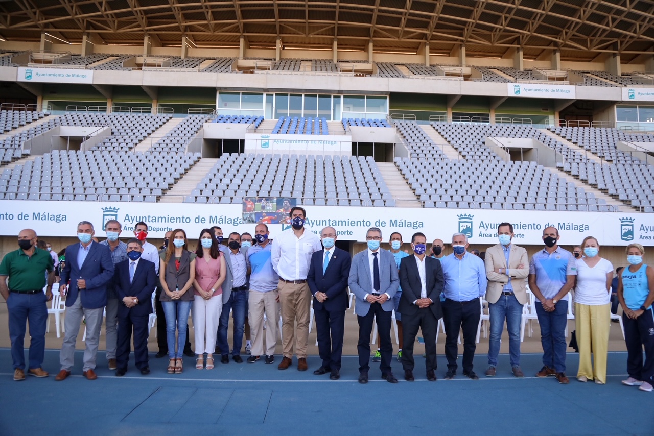 EL AYUNTAMIENTO ORGANIZA UN ACTO DE DESPEDIDA DE LA TRAYECTORIA DEPORTIVA DEL OLÍMPICO ...