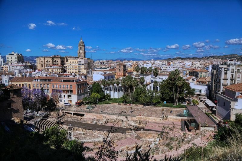 LAS OFICINAS DE TURISMO DEL AYUNTAMIENTO DE MÁLAGA RECIBEN EN LOS MESES DE VERANO UN 130% MÁS ...