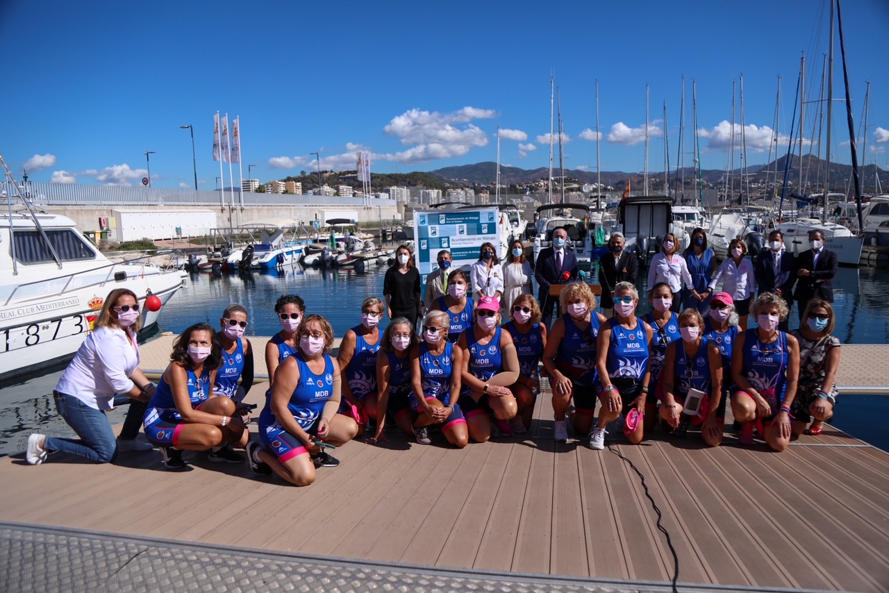 LA ASOCIACIÓN DEPORTIVA MÁLAGA DRAGÓN BOAT BCS REALIZA LA BOTADURA DE SU SEGUNDO DRAGÓN Y ...