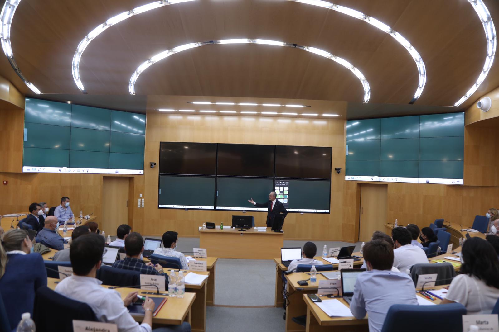 PARTICIPACIÓN DEL ALCALDE DE MÁLAGA EN JORNADAS ORGANIZADAS POR SAN TELMO BUSINESS SCHOOL