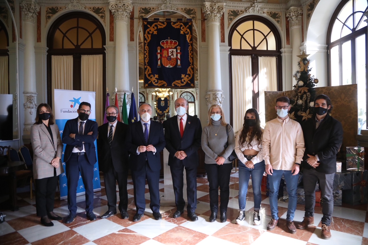 LA FUNDACIÓN ”LA CAIXA” Y EL AYUNTAMIENTO DE MÁLAGA RENUEVAN SU ALIANZA PARA TRABAJAR EN LA
 ...