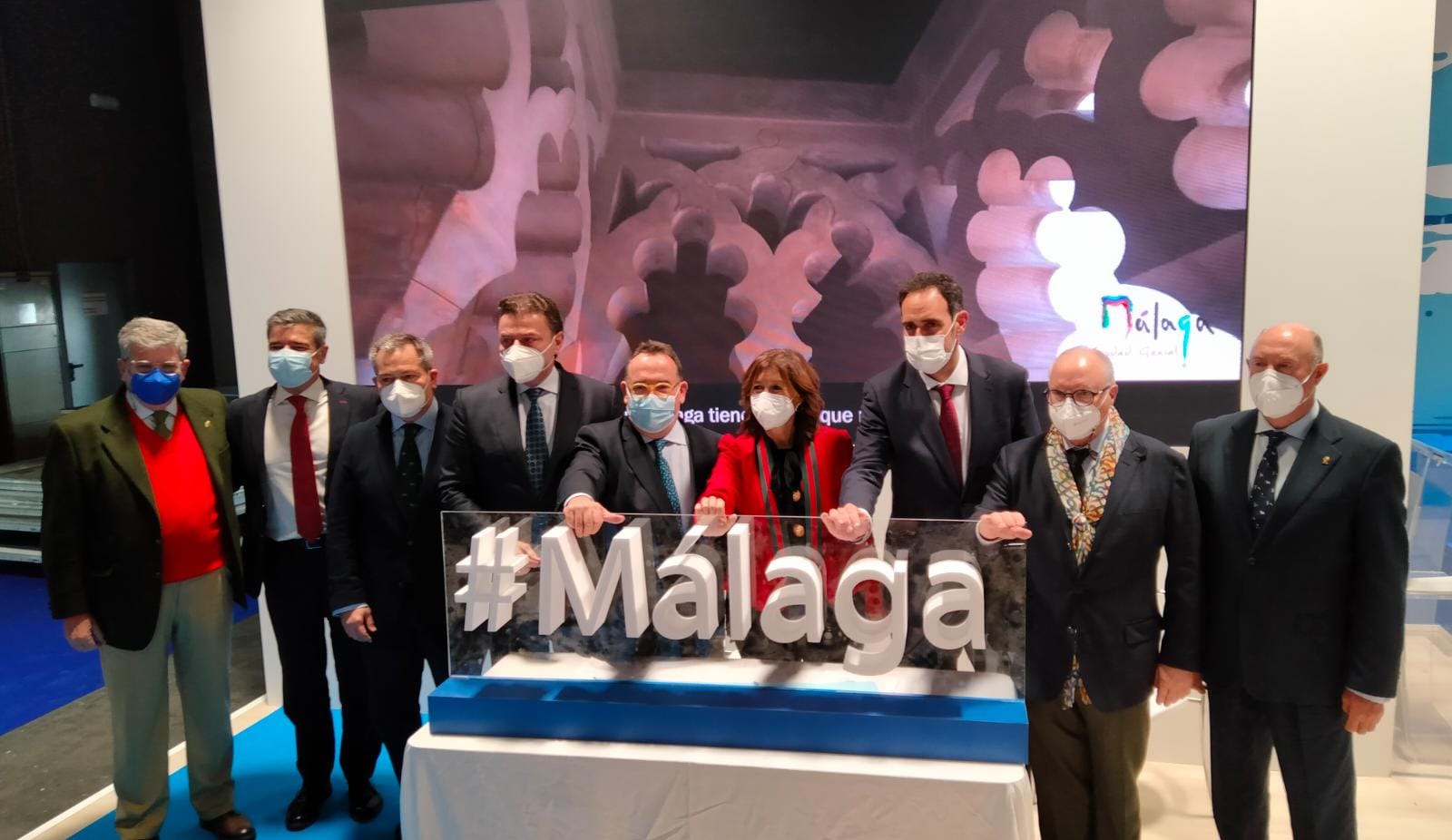 PRESENTACIÓN DEL FORO NACIONAL DE HOSTELERÍA EN EL STAND DE MÁLAGA EN FITUR