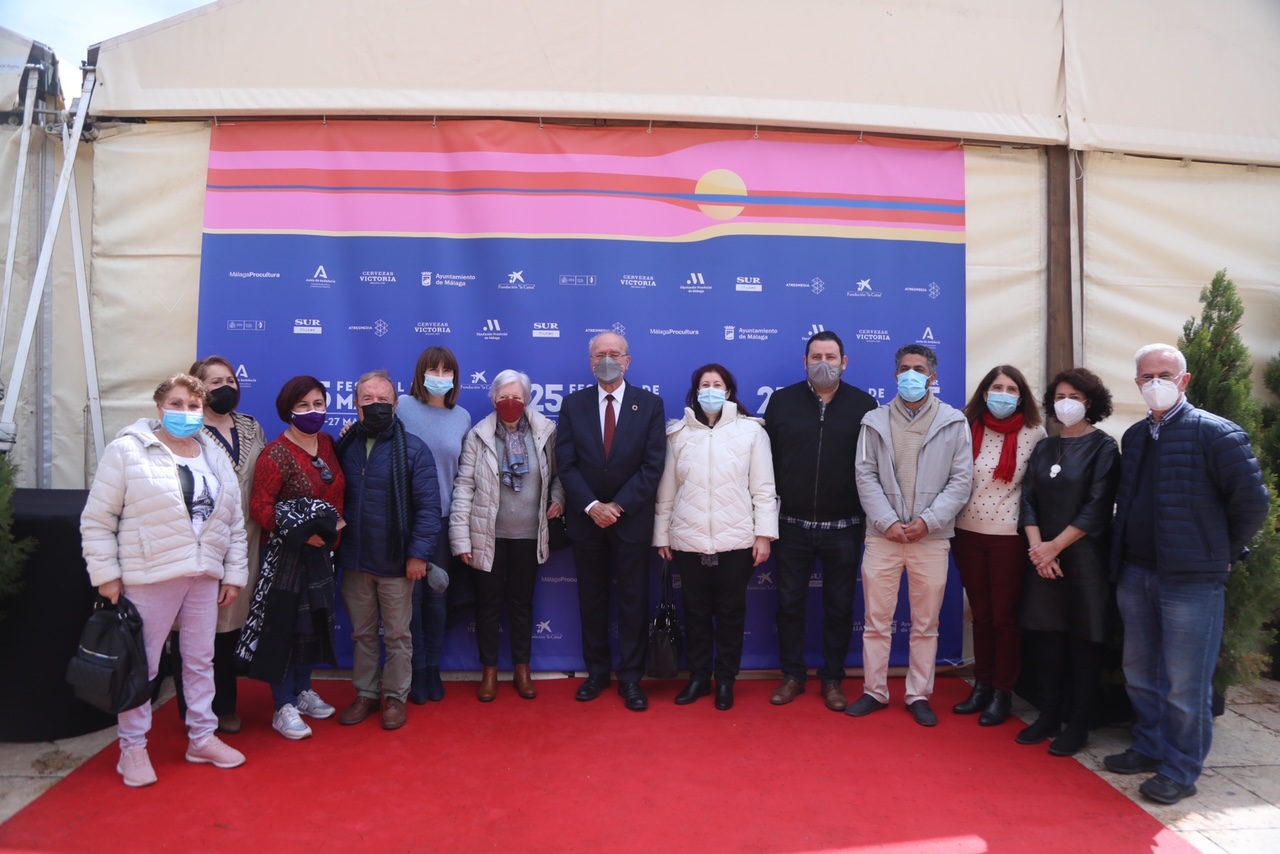 LECTURA DEL MANIFIESTO EN EL MARCO DEL ACTO INSTITUCIONAL CONMEMORATIVO DEL DÍA INTERNACIONAL ...