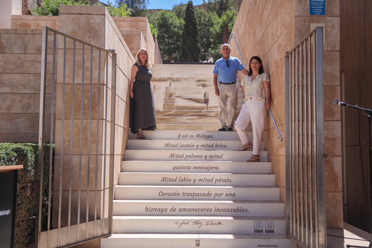 LA FUNDACIÓN RAFAEL PÉREZ ESTRADA INTERVIENE LA ESCALERA DEL MIRADOR DE LA ALCAZABA