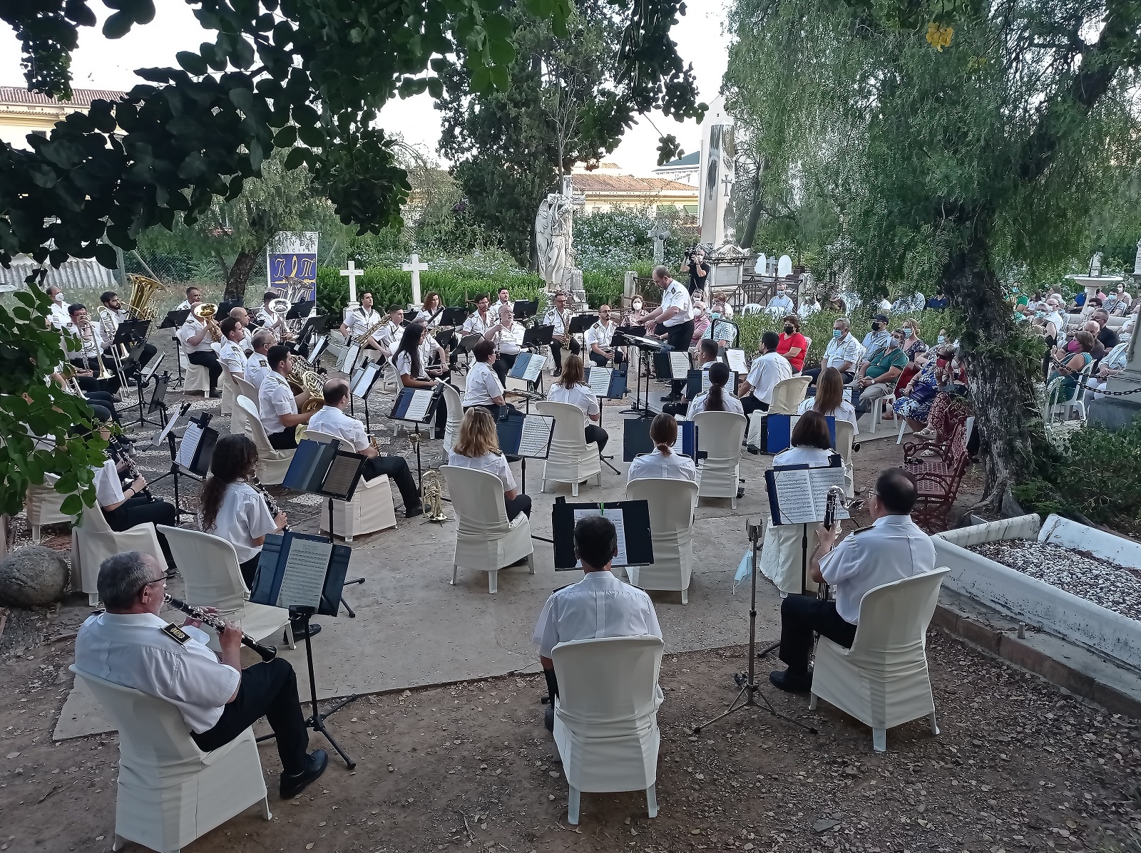 LA BANDA MUNICIPAL DE MÚSICA OFRECERÁ UN CONCIERTO ESPECIAL EN EL CEMENTERIO INGLÉS CON MÚSICA
BRITÁNICA Y ESPAÑOLA EL DOMINGO