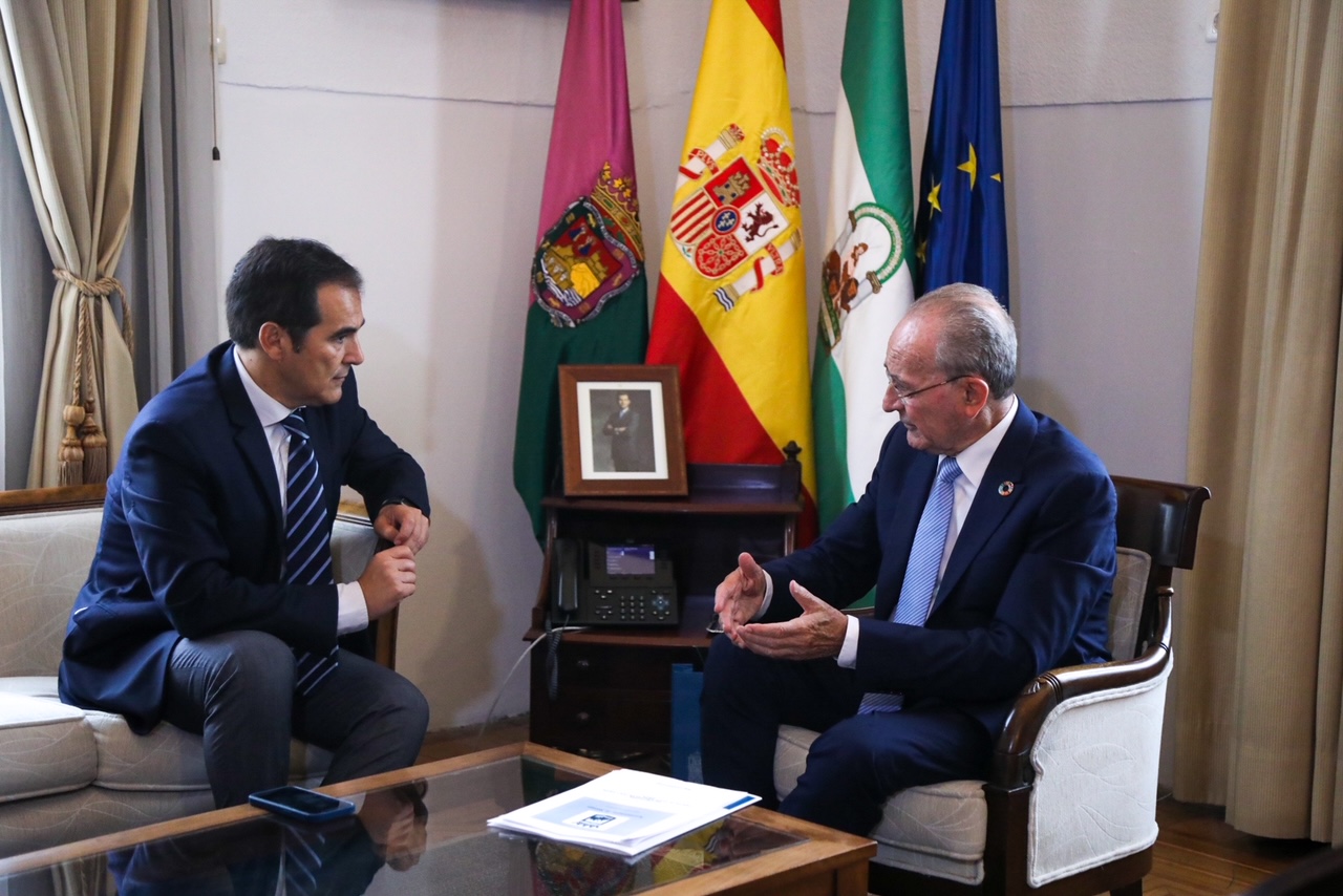 ENCUENTRO DEL ALCALDE DE MÁLAGA Y CON EL CONSEJERO DE JUSTICIA