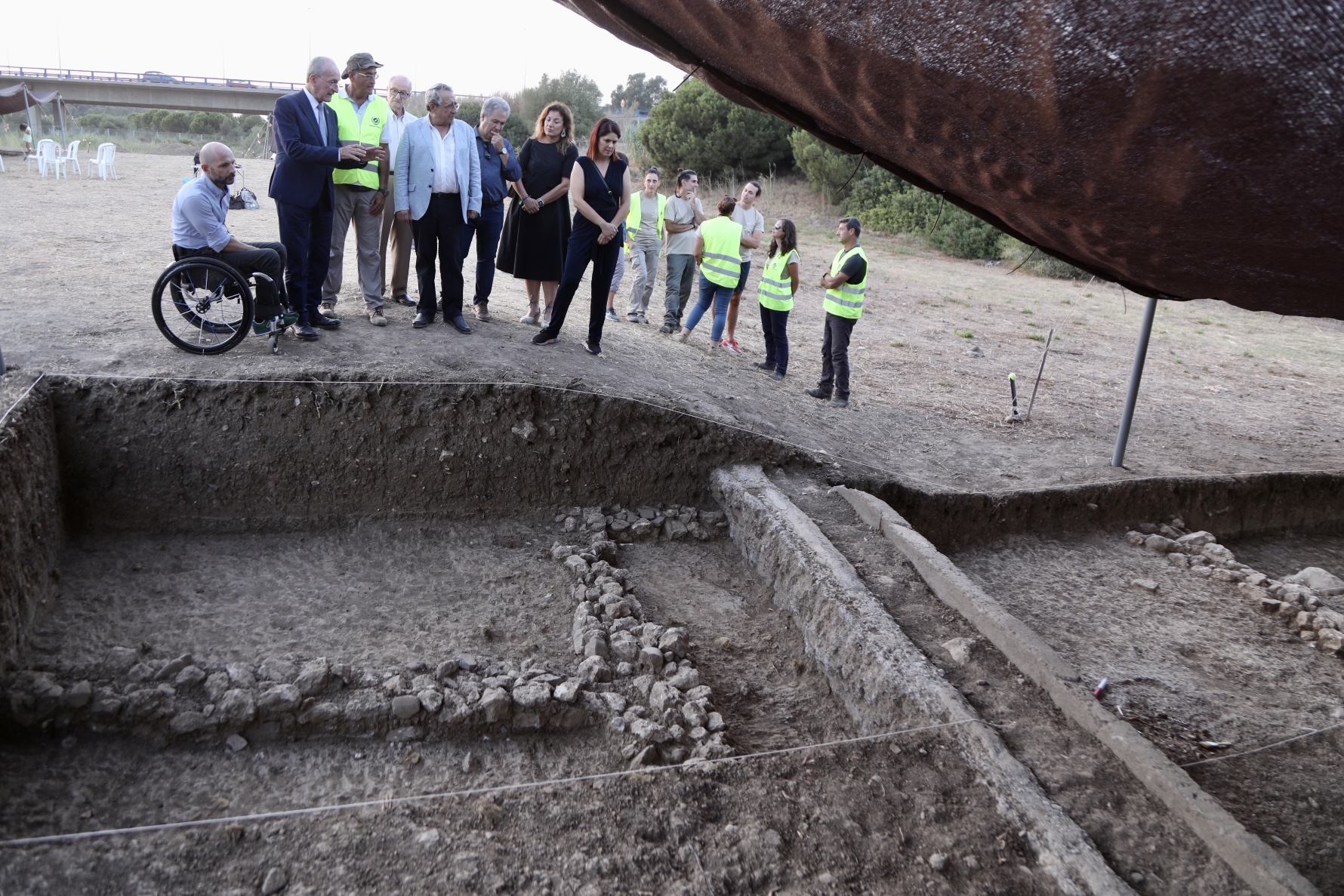 VISITA AL YACIMIENTO FENICIO DEL CERRO DEL VILLAR