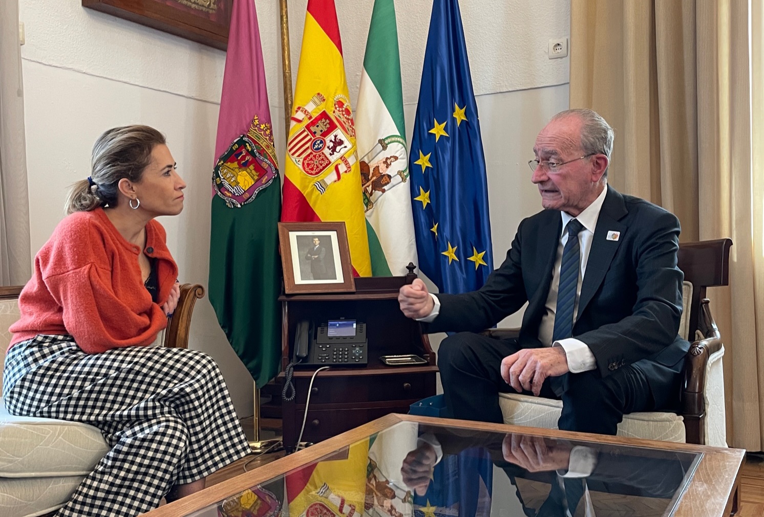 LA MINISTRA DE TRANSPORTES, MOVILIDAD Y AGENDA URBANA VISITA EL AYUNTAMIENTO DE MÁLAGA