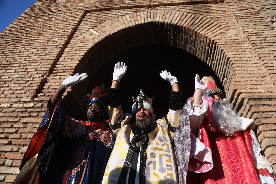 SALUDO DE LA CORPORACIÓN A LOS REYES MAGOS Y LECTURA DE LA CARTA DE REYES