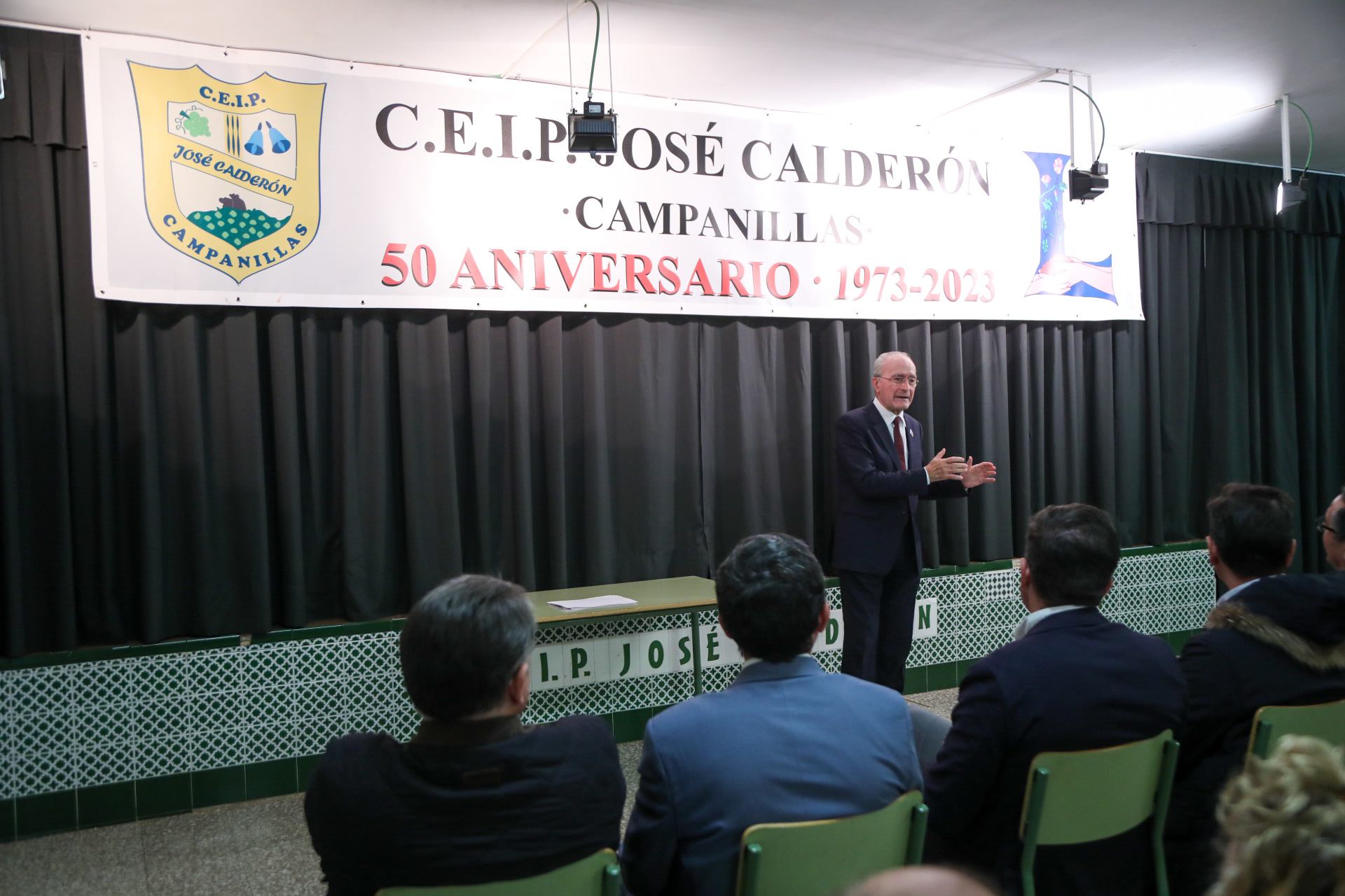 EL ALCALDE DE MÁLAGA ASISTE AL ACTO DEL 50 ANIVERSARIO DEL CEIP JOSÉ CALDERÓN