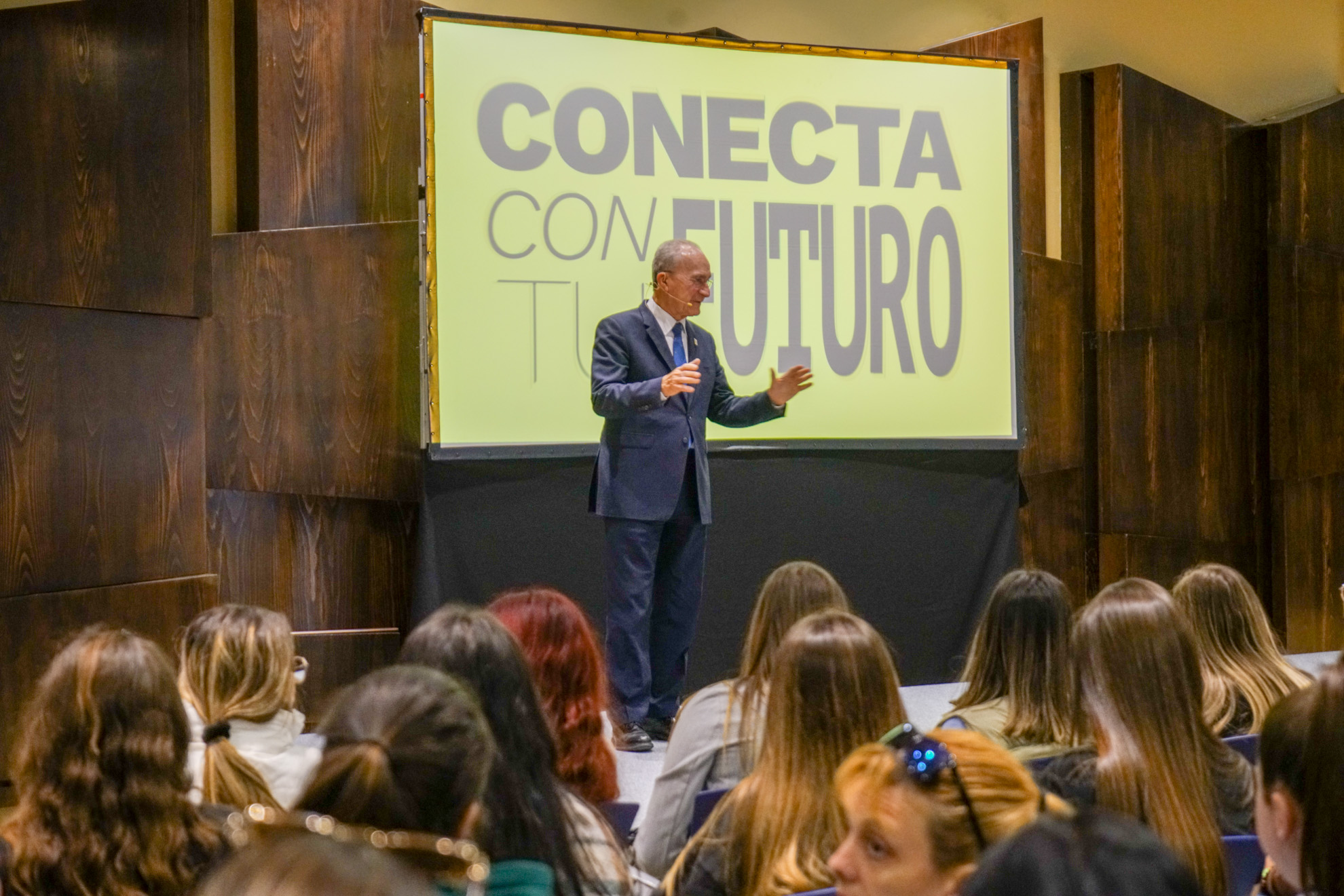 INAUGURACIÓN DE LA FERIA DE EMPLEO DEL IMFE EN EL FYCMA