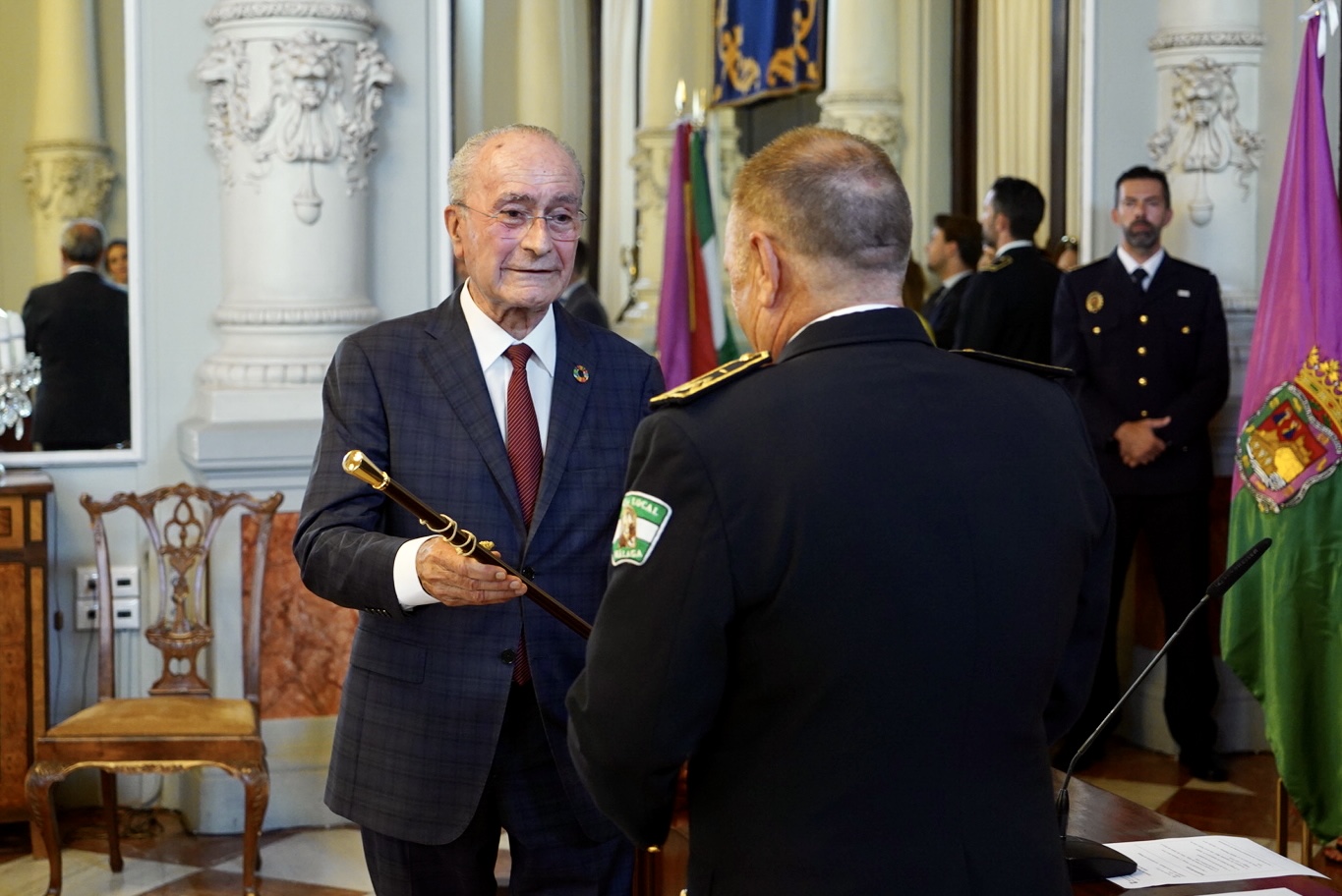 TOMA DE POSESIÓN DEL INTENDENTE MAYOR DE LA POLICIA LOCAL DE MÁLAGA, JUAN FERRER