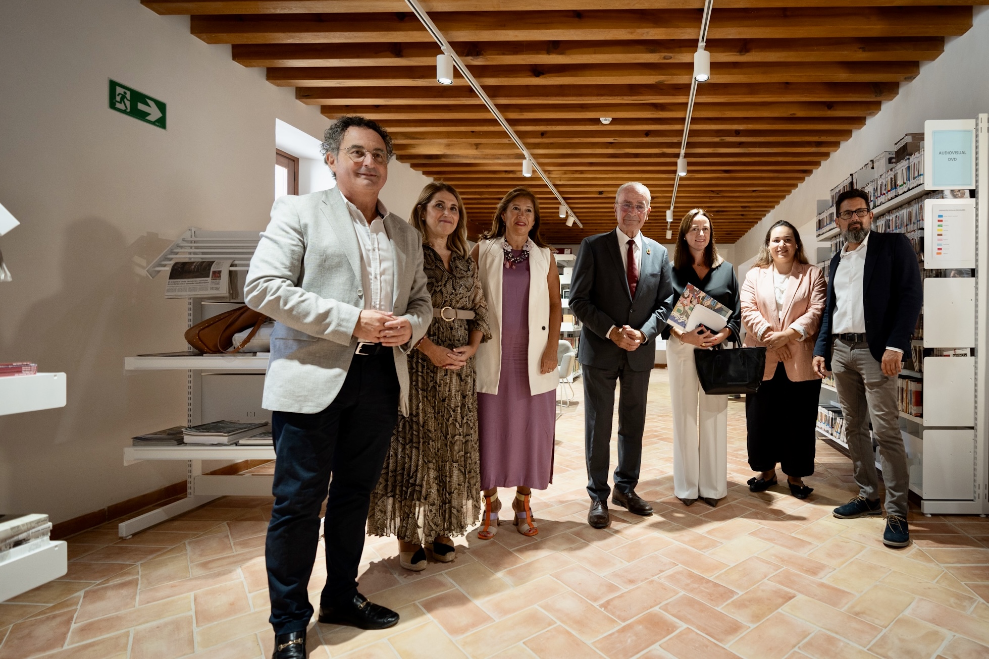 EL ALCALDE INAUGURA LA BIBLIOTECA JORGE GUILLÉN EN EL EDIFICIO REHABILITADO DEL CONVENTO DE SAN ...