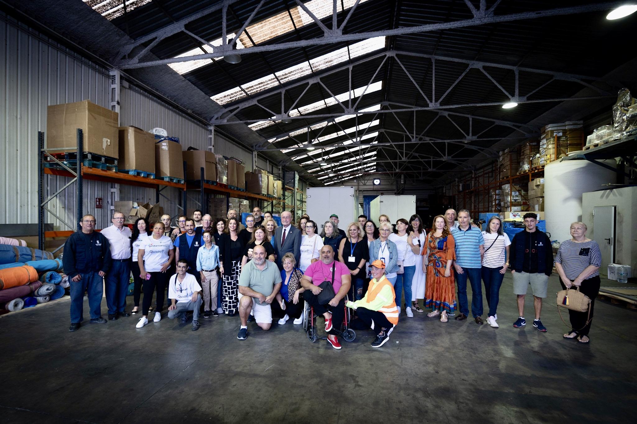 VISITA AL ALMACÉN DONDE SE RECOPILA LA AYUDA HUMANITARIA DESTINADA AL SEGUNDO ENVÍO PARA ...