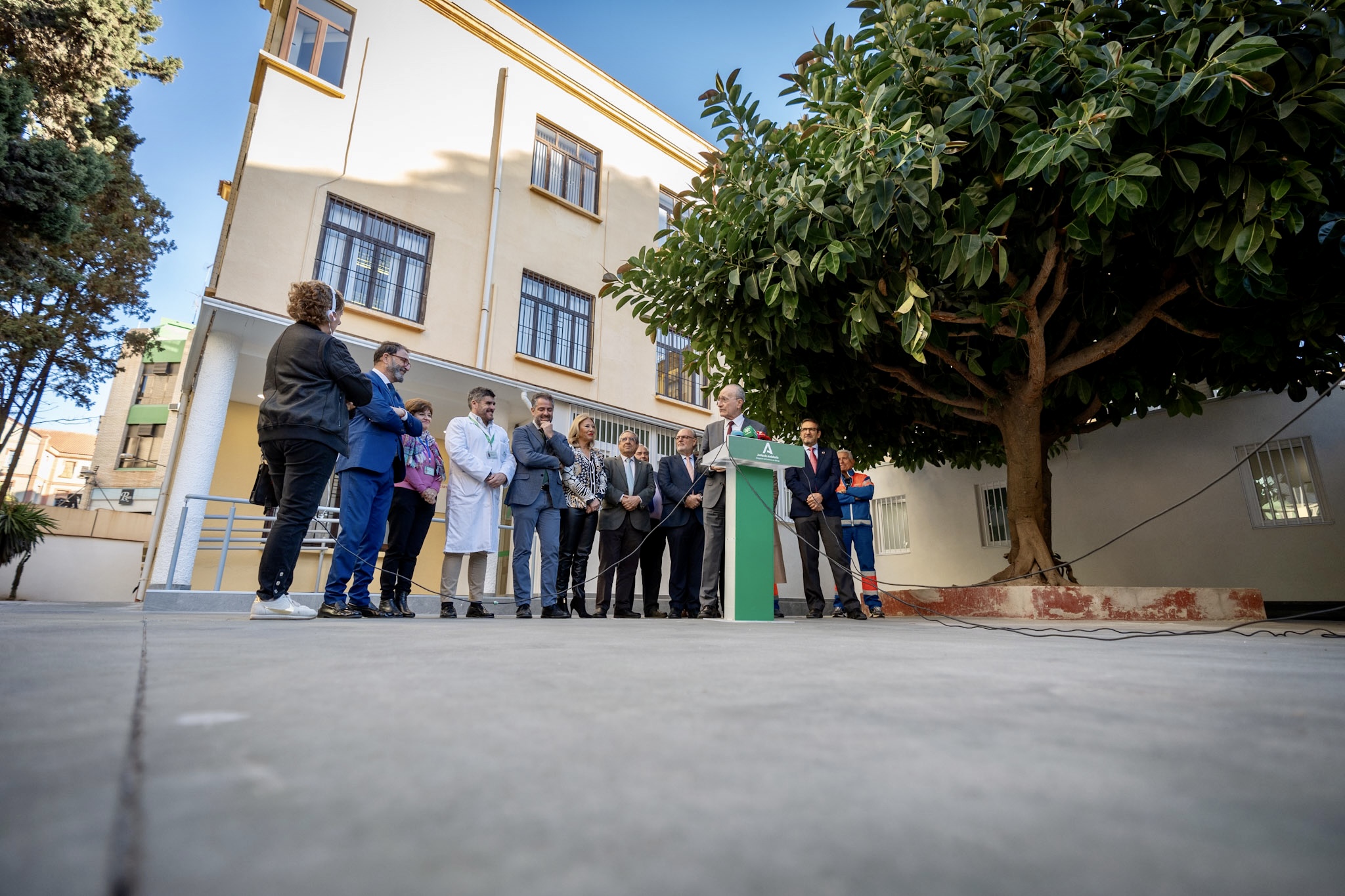 VISITA A LA SEDE PROVISIONAL DEL CENTRO DE SALUD DE EL PALO