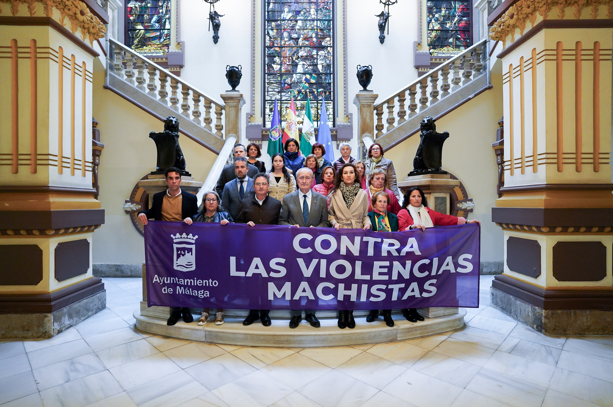 ACTO DE MINUTO DE SILENCIO EN MEMORIA DE LA ÚLTIMA VÍCTIMA DE VIOLENCIA MACHISTA CONFIRMADA