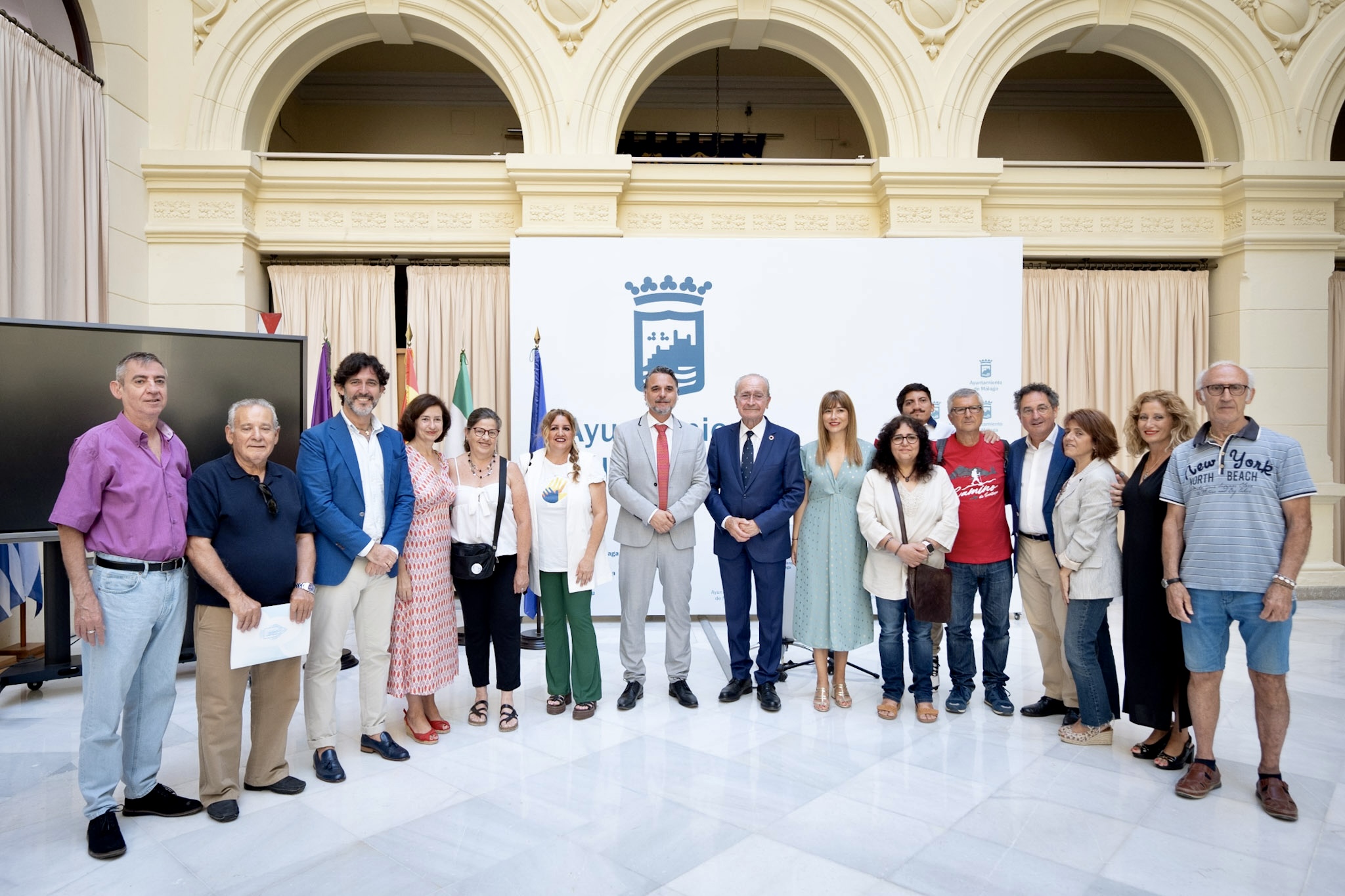 EL AYUNTAMIENTO SE SUMA A LA CONMEMORACIÓN DEL DÍA NACIONAL DE LA LENGUA DE SIGNOS