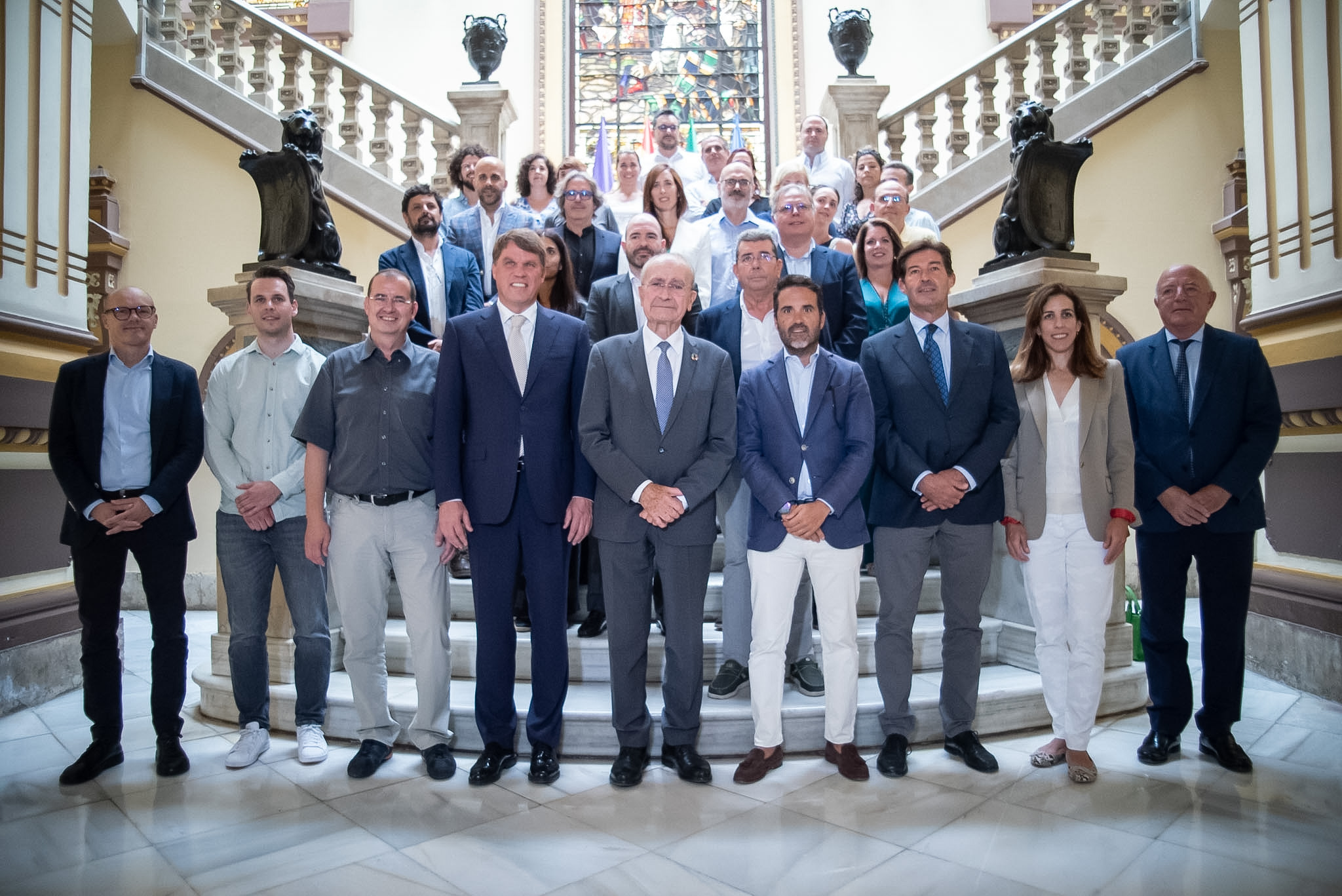 Málaga acoge la presentación de un informe sobre la gestión del agua en el turismo, elaborado ...