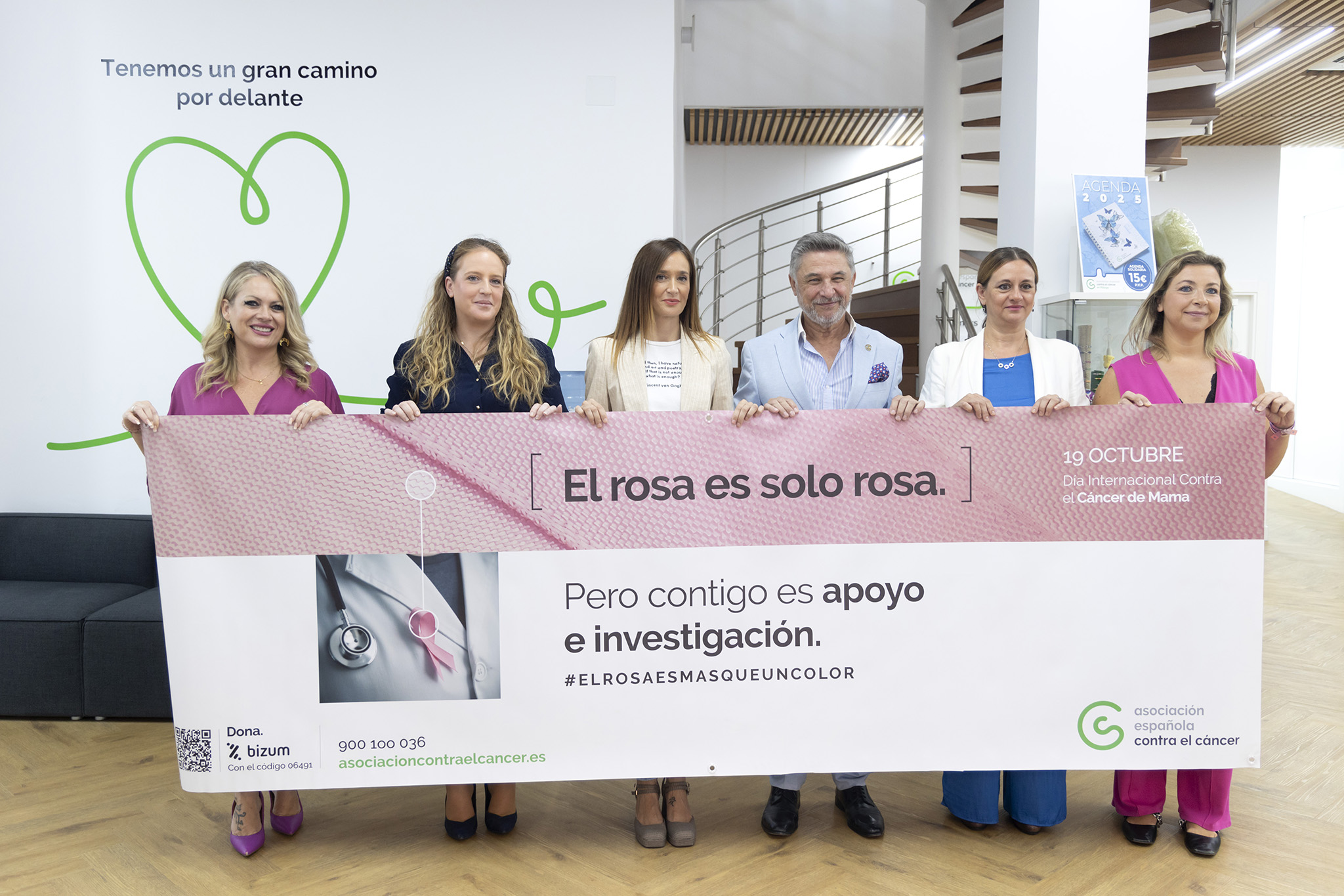 Presentación acciones Día Mundial contra el Cáncer de Mama, entre las que se encuentra la ...