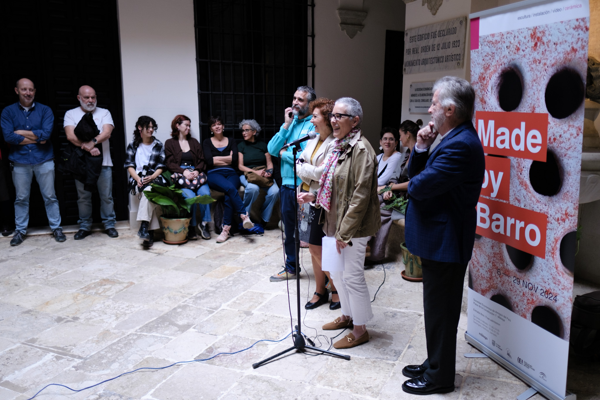 El Ayuntamiento coorganiza la exposición ‘Made by Barro’ con obras realizadas por el alumnado de la Escuela de Arte de San Telmo (Abre en ventana nueva)