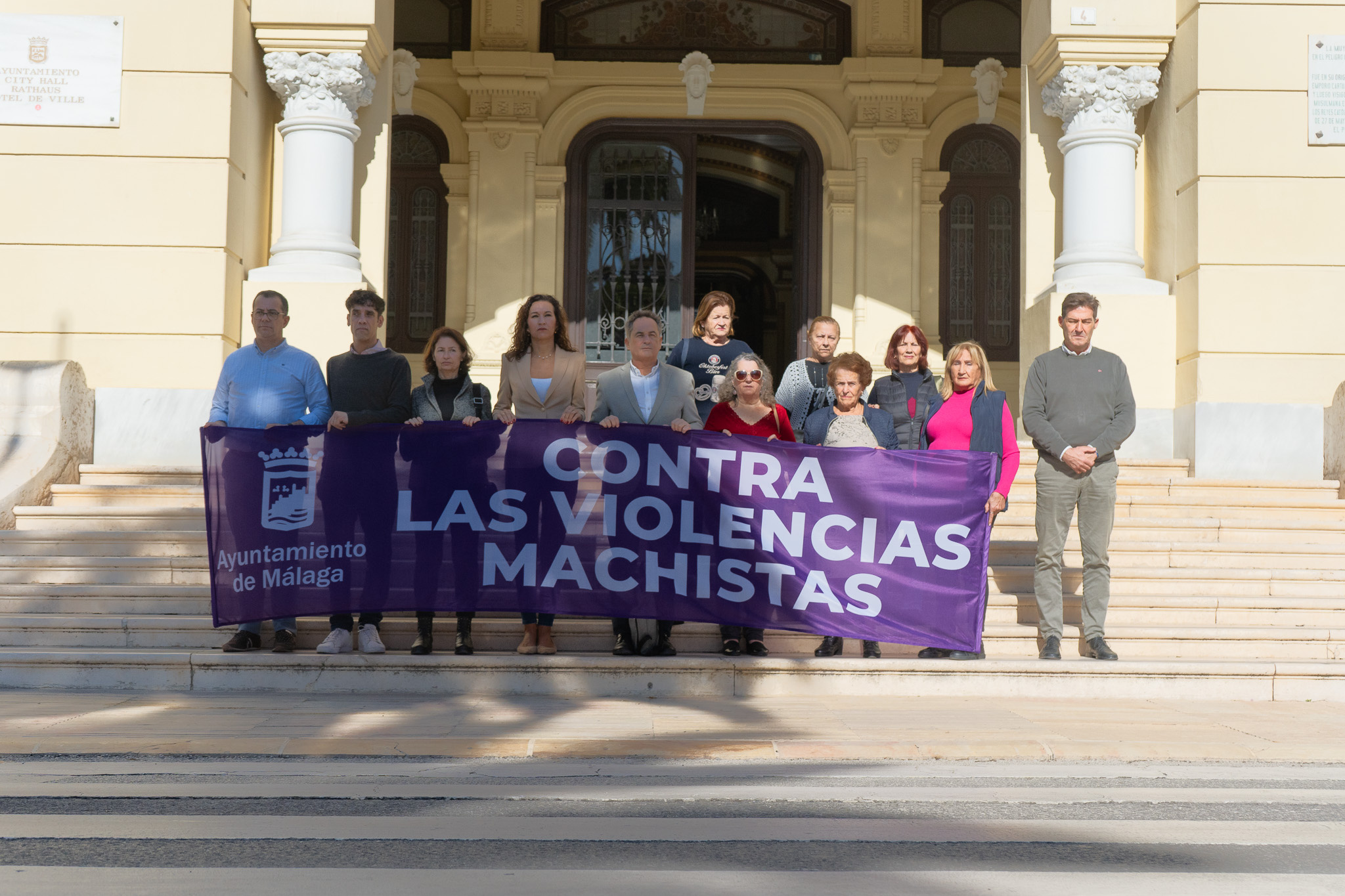 Minuto de silencio por la última víctima de la violencia machista