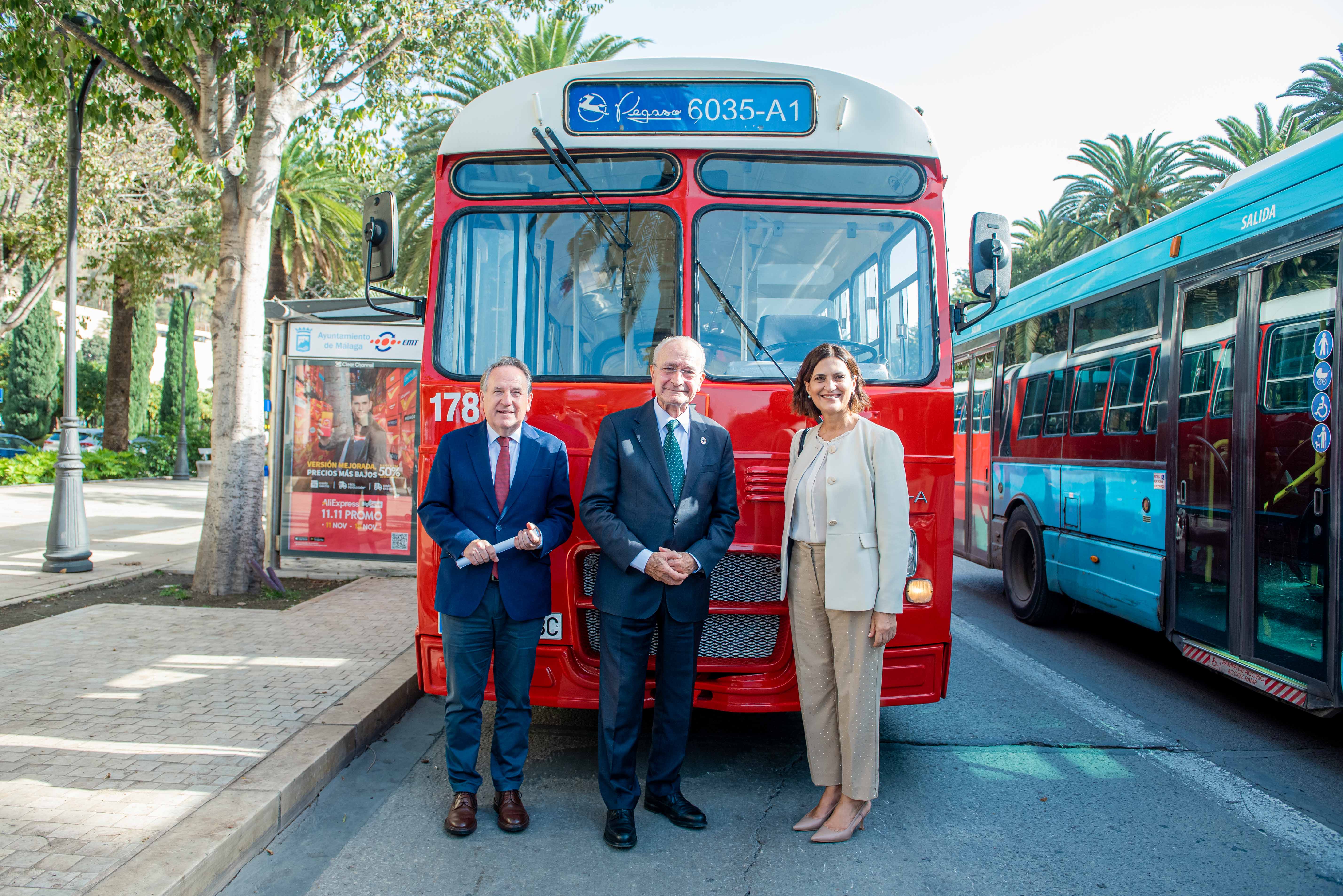 La EMT celebra su 75 aniversario con un programa de actividades sobre la evolución del transporte público en la ciudad  (Abre en ventana nueva)