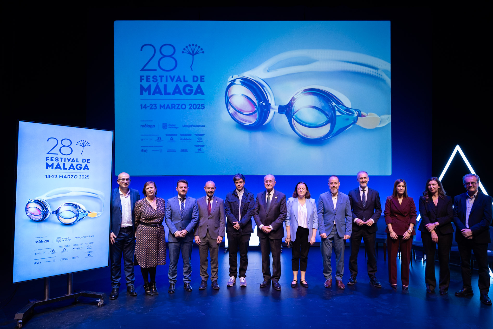 Javier Díaz Garrido diseña el cartel del 28 Festival de Málaga, que une al certamen con el mar