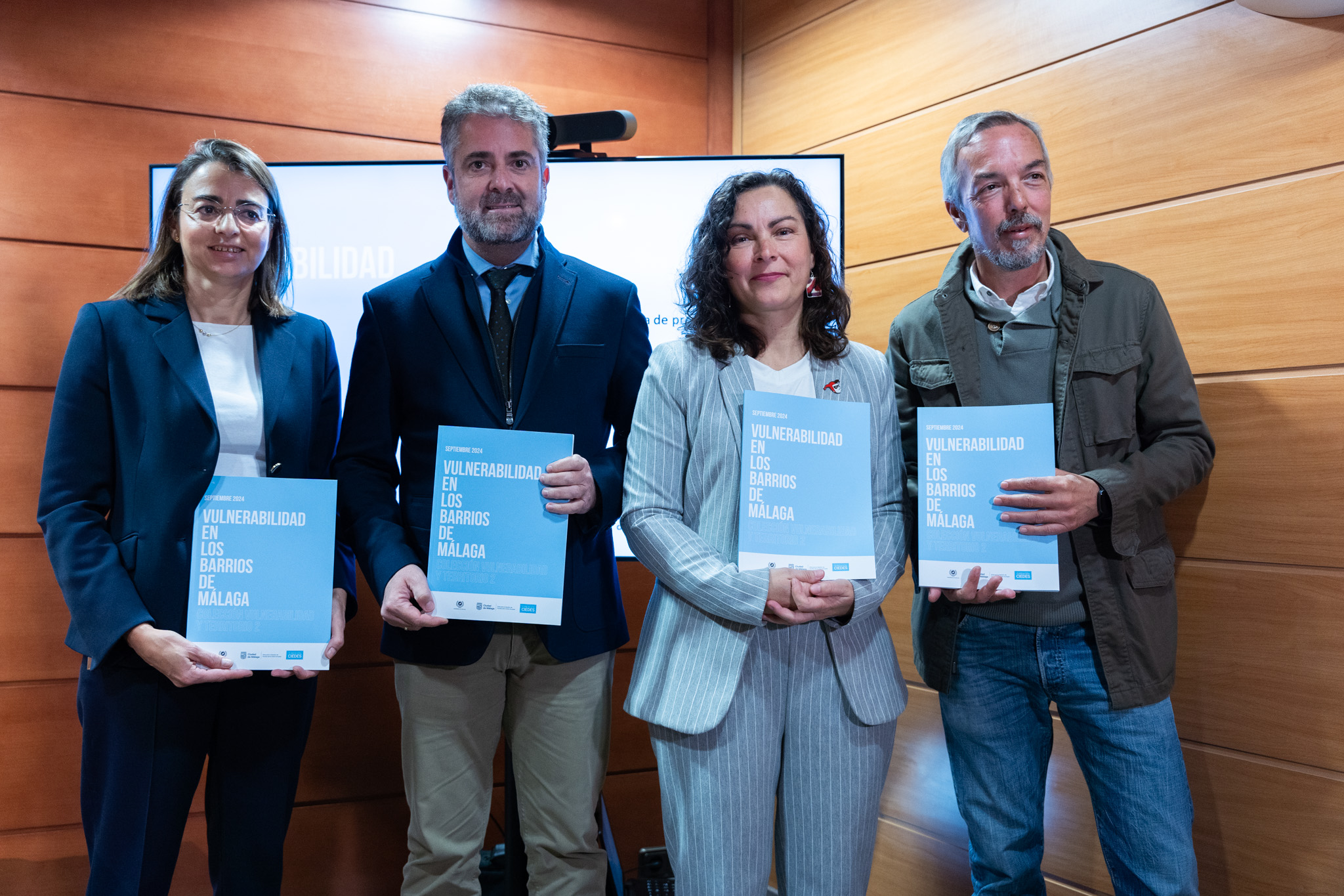 Presentada la segunda edición del informe ‘Vulnerabilidad en los barrios de Málaga’, una ...