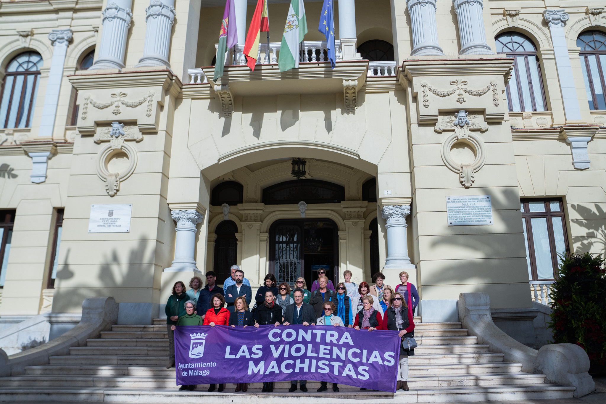 Minutos de silencio por la violencia machista