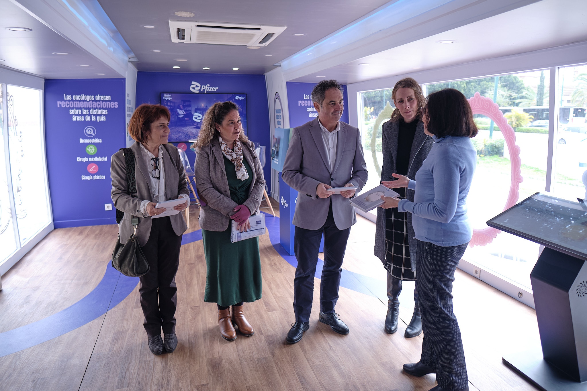 Exposición itinerante sobre cuidados y calidad de vida en pacientes oncológica